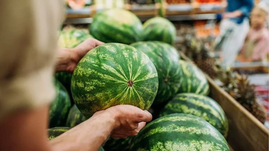 Usta manavlar biliyor sadece bu sırları! Karpuz seçerken yapın asla kelek çıkmıyor - Resim: 42